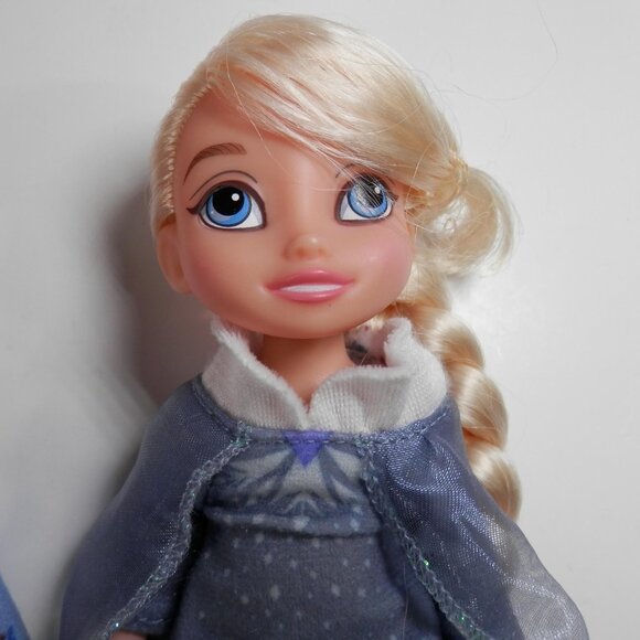2017 Olaf's Frozen Adventure Elsa & Anna Petite 6" Doll Gift Set Princess Jakks - Picture 3 of 11